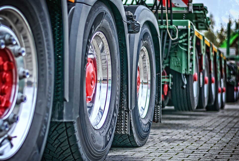 Electric robotic trucks are on their way to America